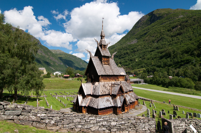 PETIT TOUR ENTRE FJORDS & TROLLS