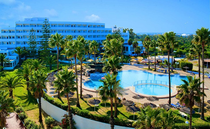 Club Tropicana 3*